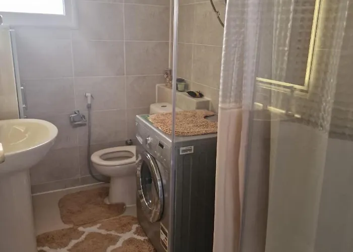 For Rent 2 Bed شقة *