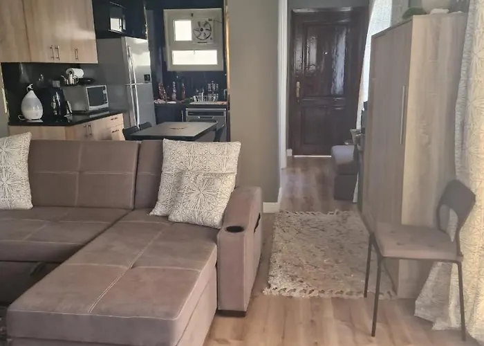 For Rent 2 Bed شقة