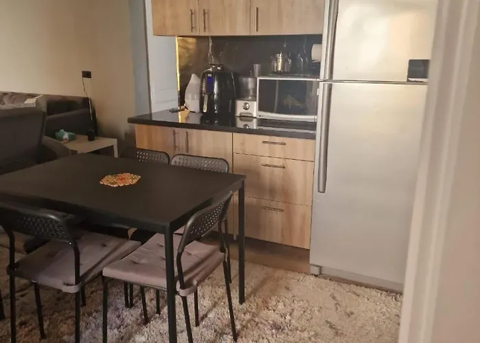 For Rent 2 Bed شقة *